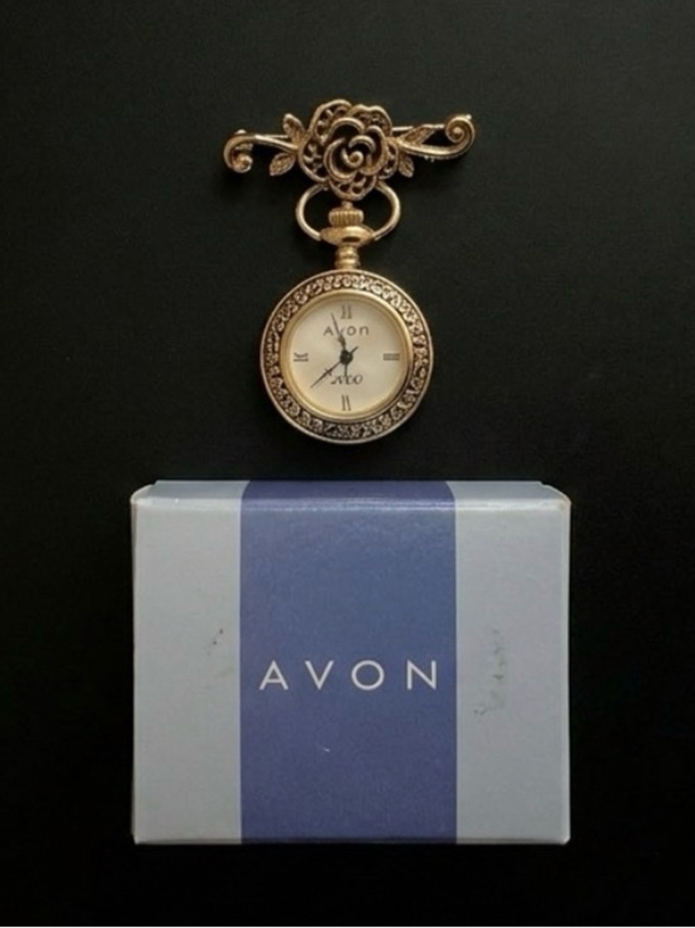 #63 AVON Vintage 2000 Presidents Club Dangling Watch Fab Brooch/ Pendant